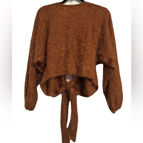 NIB! Triple Seven Rust Color Long Sleeve Eyelash Knit Wrap Top/Cardigan Sz Small - Picture 4 of 6